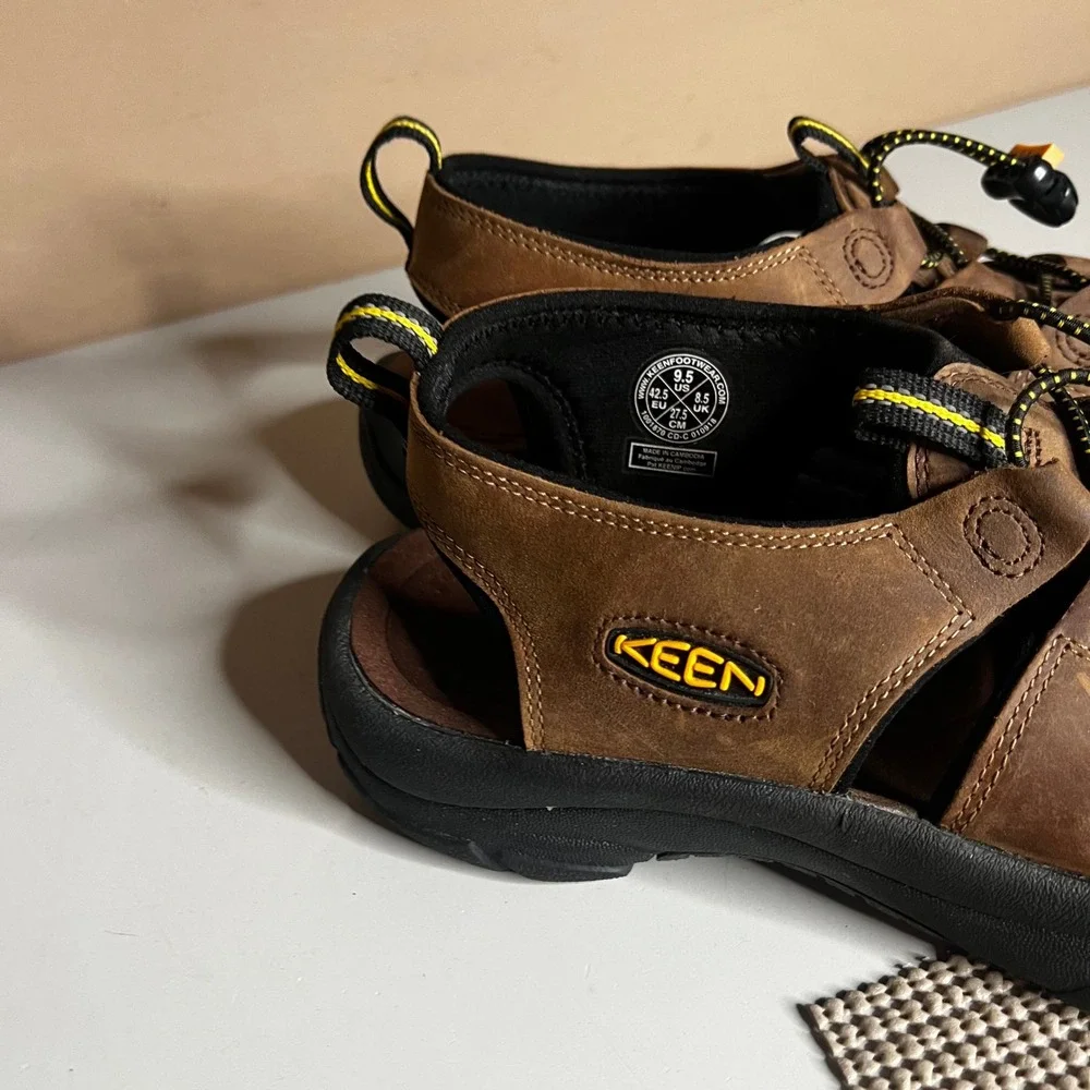 KEEN Newport H2 Mens Brown Leather Waterproof Hiking Sandals 1001870 Size 9.5